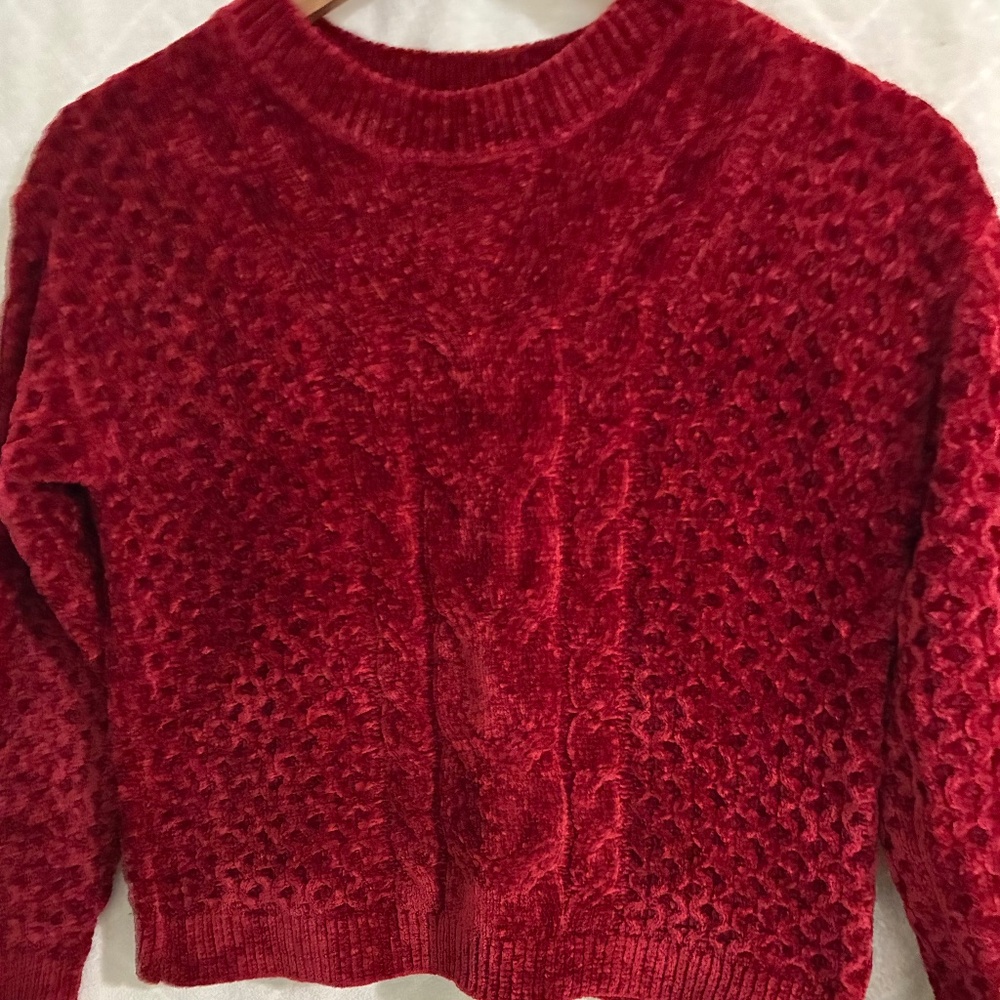 SO Girl's soft Plush Red. Sweater argyle knit Size L